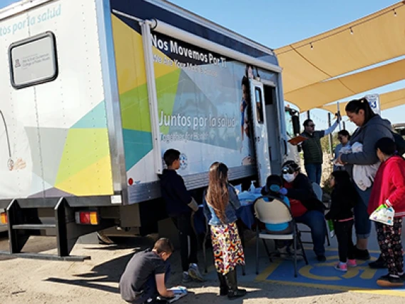 UArizona Mobile Health Unit Outreach to Spanish-Speakers Crucial Link in COVID-19 Battle