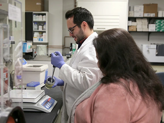 UArizona Researchers Repurpose Suramin to Fight Oral Mucositis and Diabetic Foot Ulcers