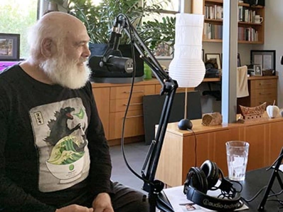 Drs. Andrew Weil and Victoria Maizes Host New Integrative Medicine Podcast