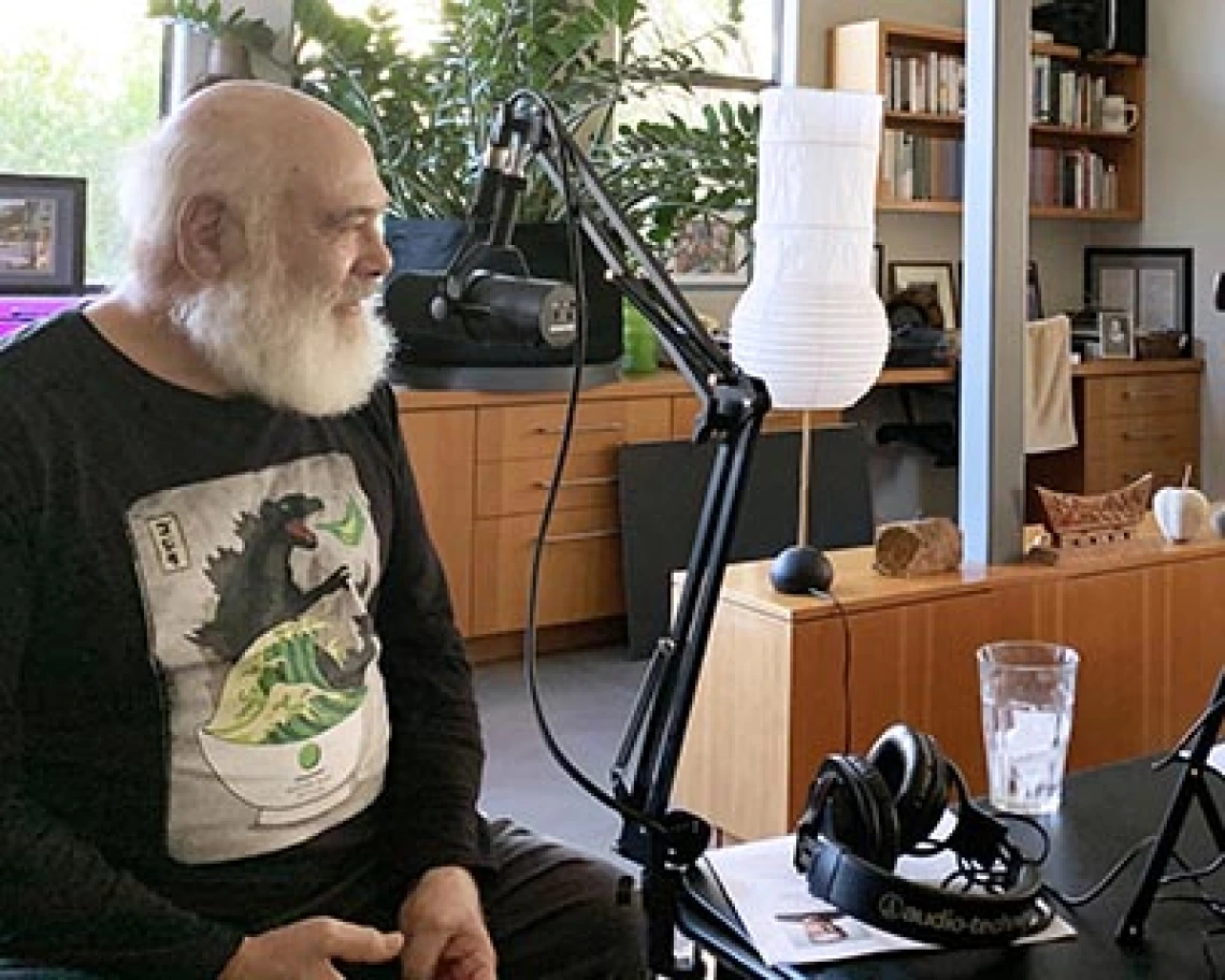 Drs. Andrew Weil and Victoria Maizes Host New Integrative Medicine Podcast